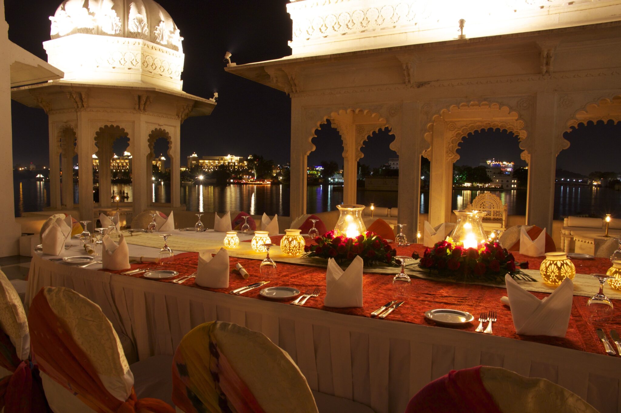 Pilar.Latorre. World Cuisine. Viaje a La India2017: Palacio Real iluminado en Udaipur